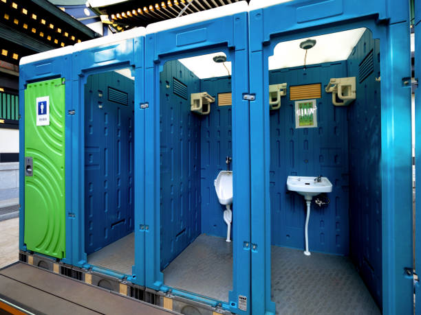 Portable Toilet Options We Offer in Loveland Park, OH